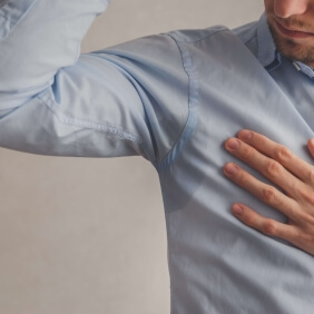 Comment mieux vivre au quotidien avec une transpiration excessive ?